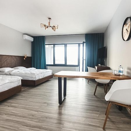 Sofia Hotel Velyka Omelyana Buitenkant foto