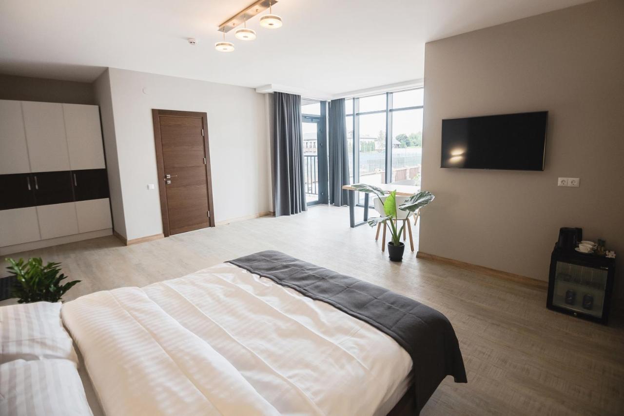 Sofia Hotel Velyka Omelyana Buitenkant foto