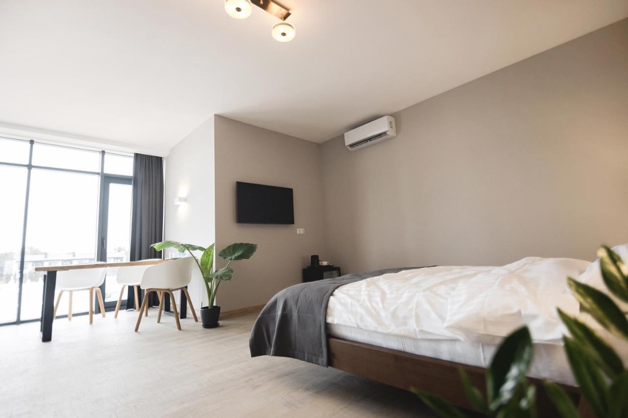 Sofia Hotel Velyka Omelyana Buitenkant foto