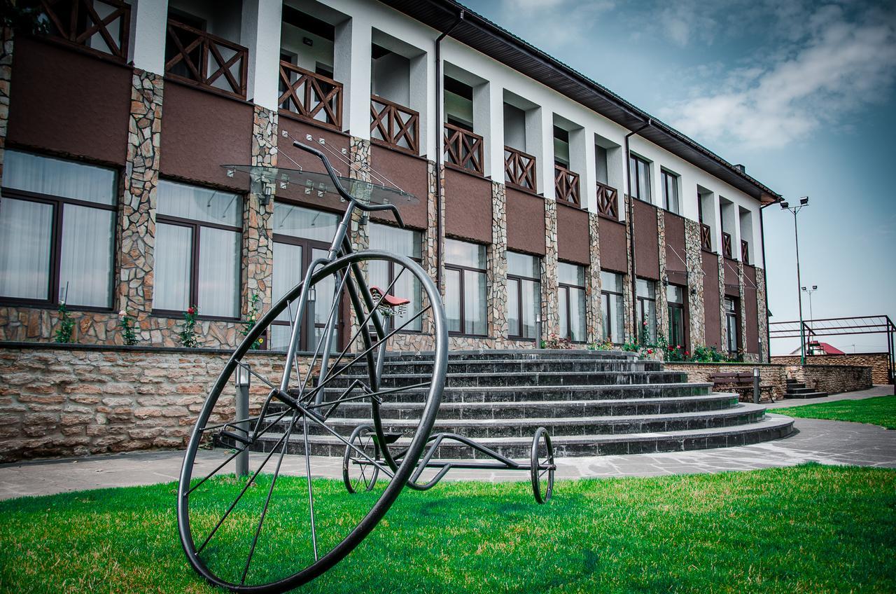 Sofia Hotel Velyka Omelyana Buitenkant foto